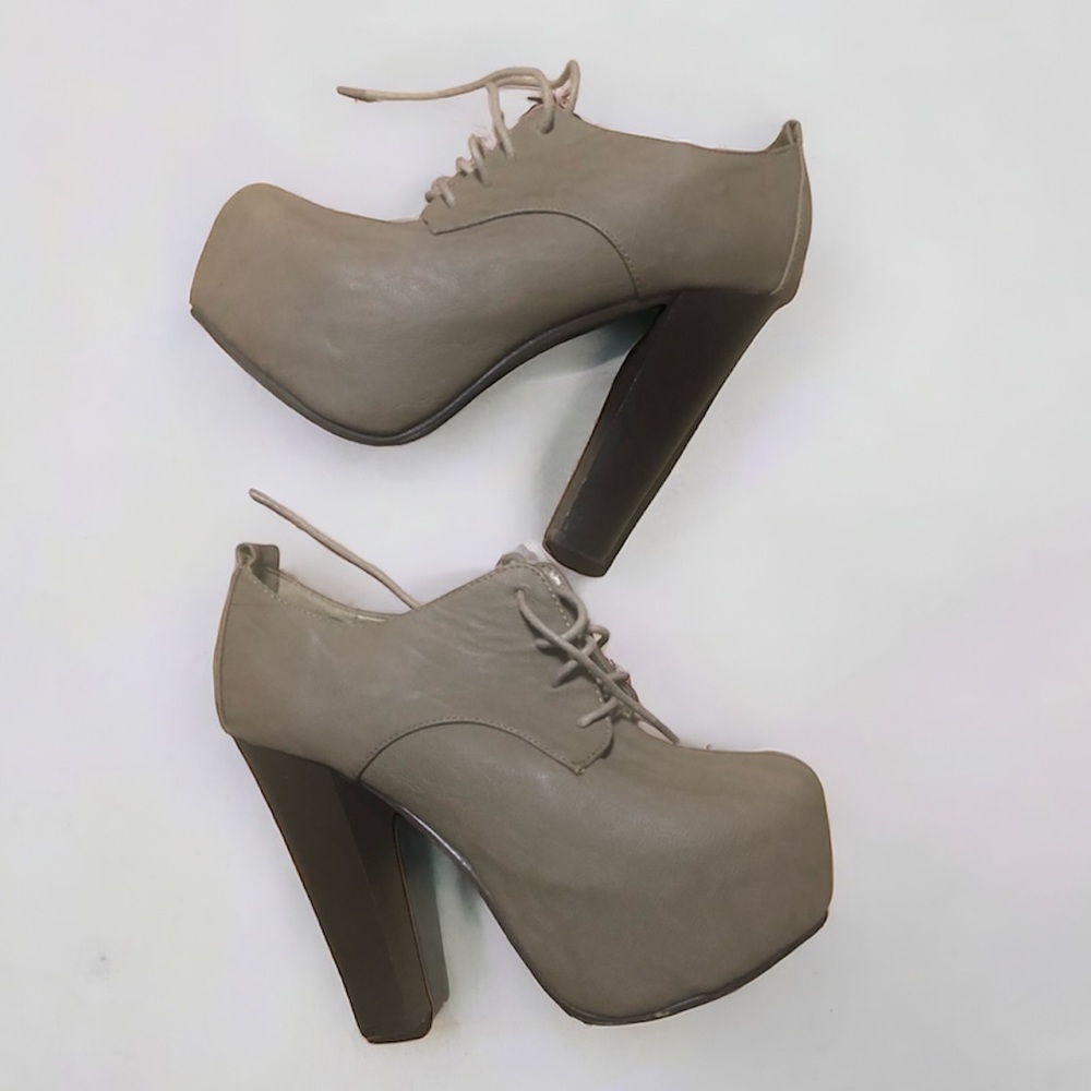 Glaze Khaki Nude Tan Lace-up Platform Booties Heels Size 8.5